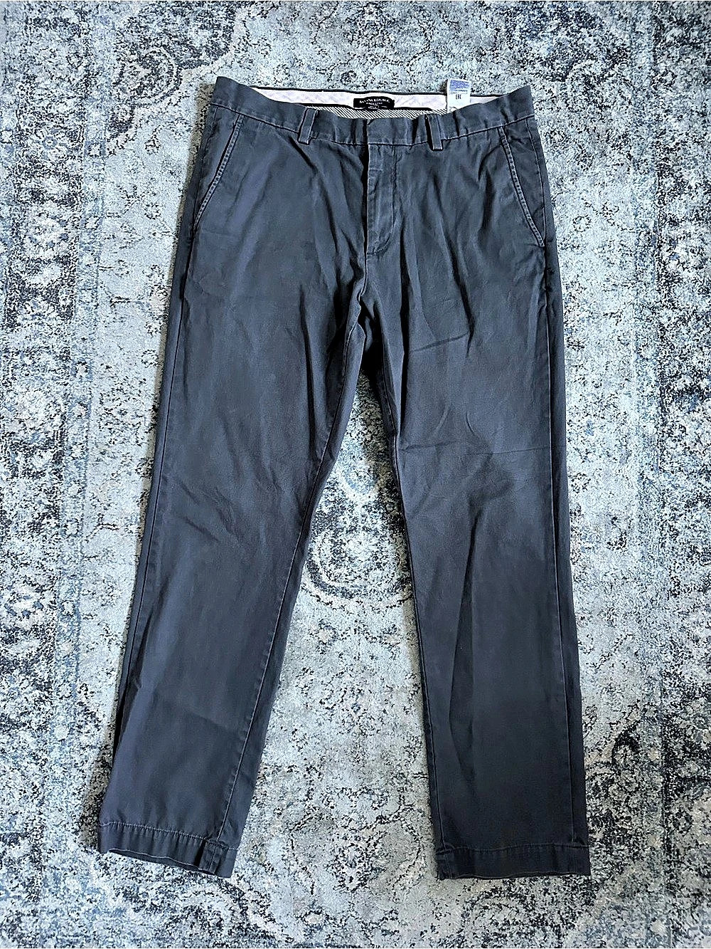 Banana Republic Aiden Chino Men's Gray Chino Pants Waist 33